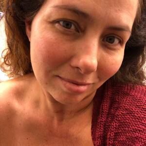 Meet your Posher, Daniela